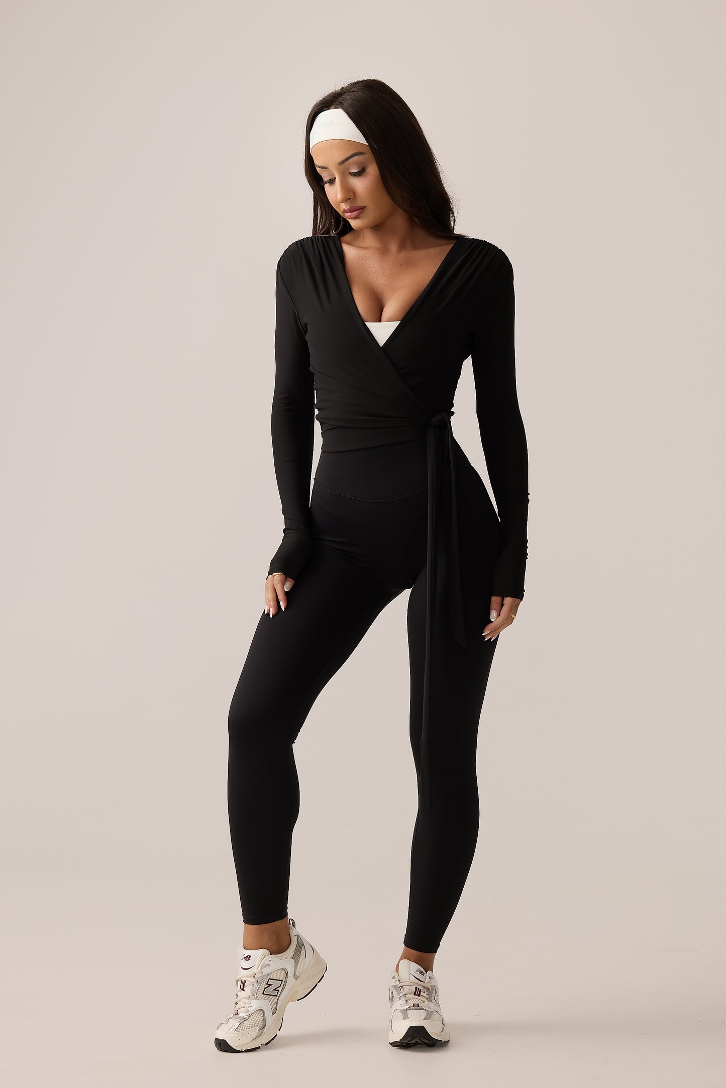 ORA - JET BLACK