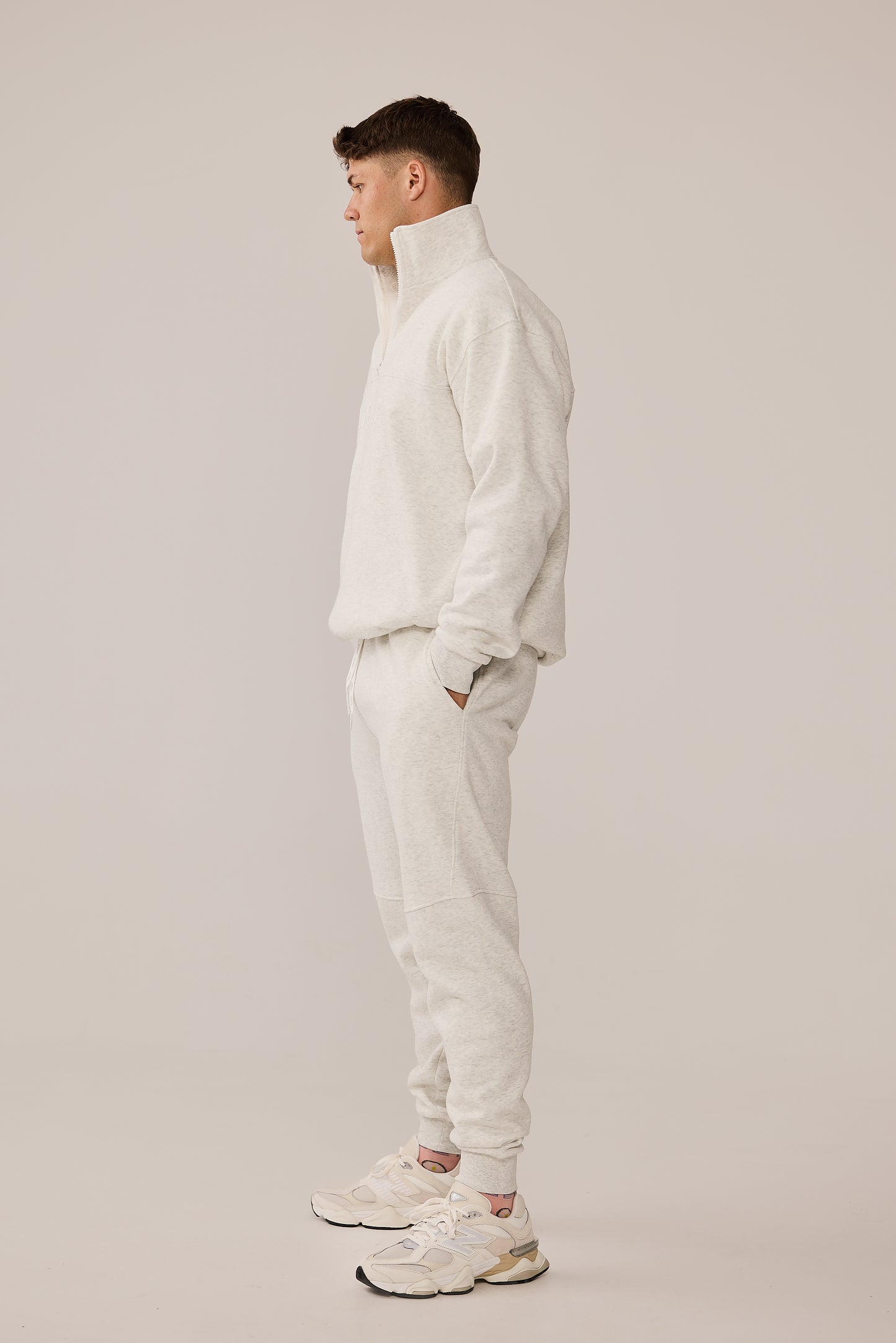 ARCHIE JOGGER - WHITE MARLE