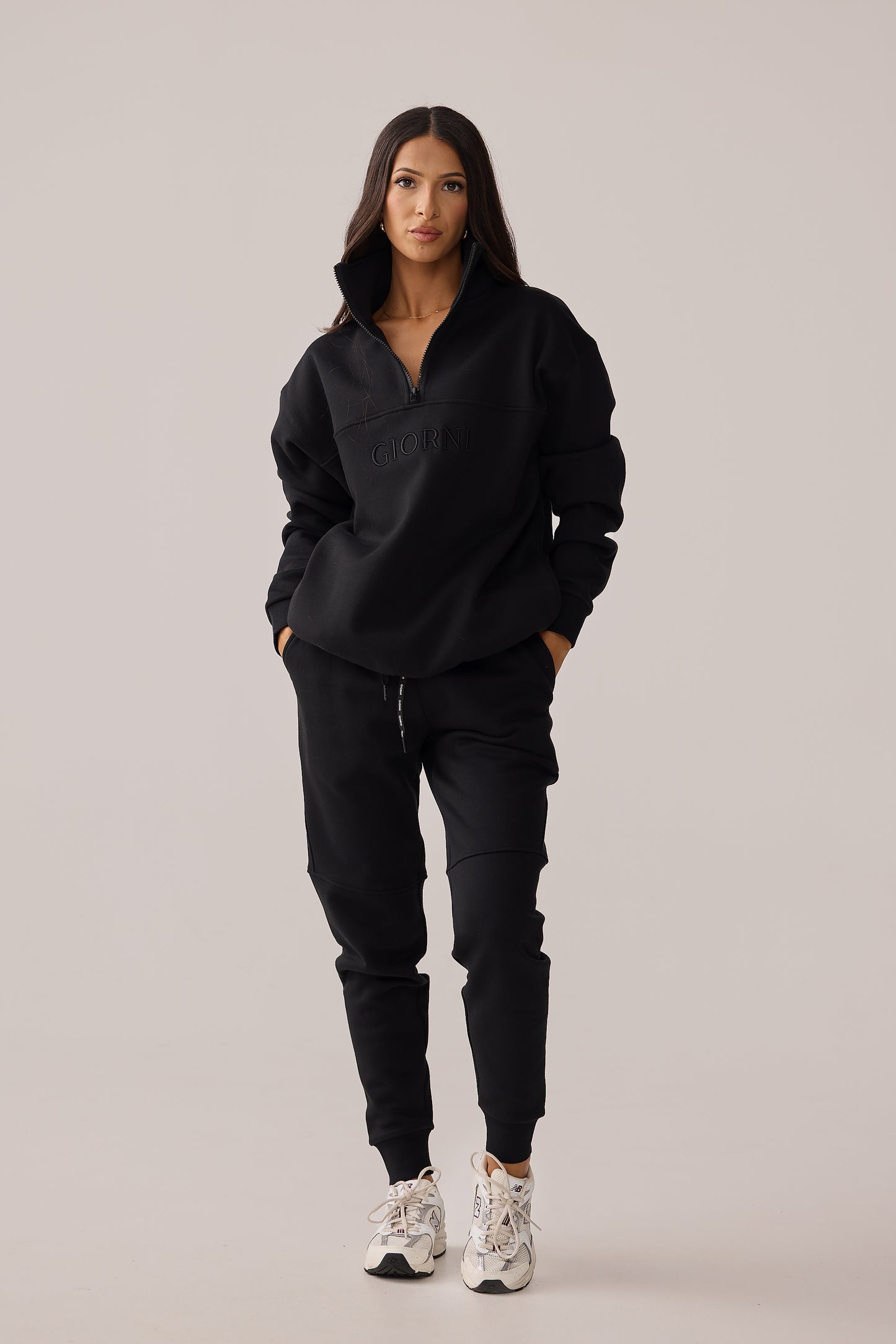 ARCHIE JUMPER - BLACK