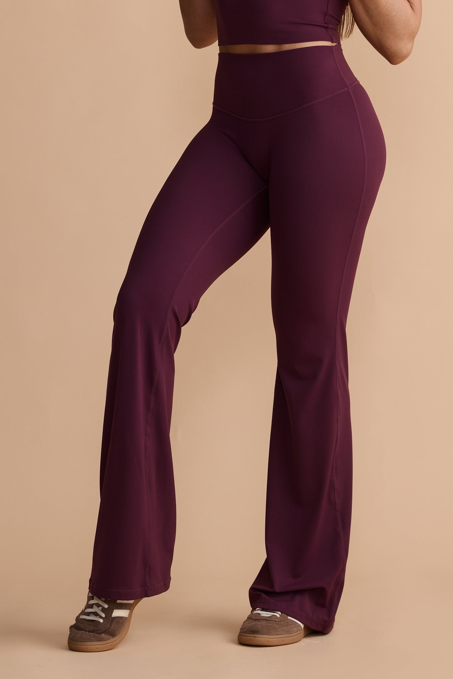 BUTTER INVISIBLE SCRUNCH FLARES