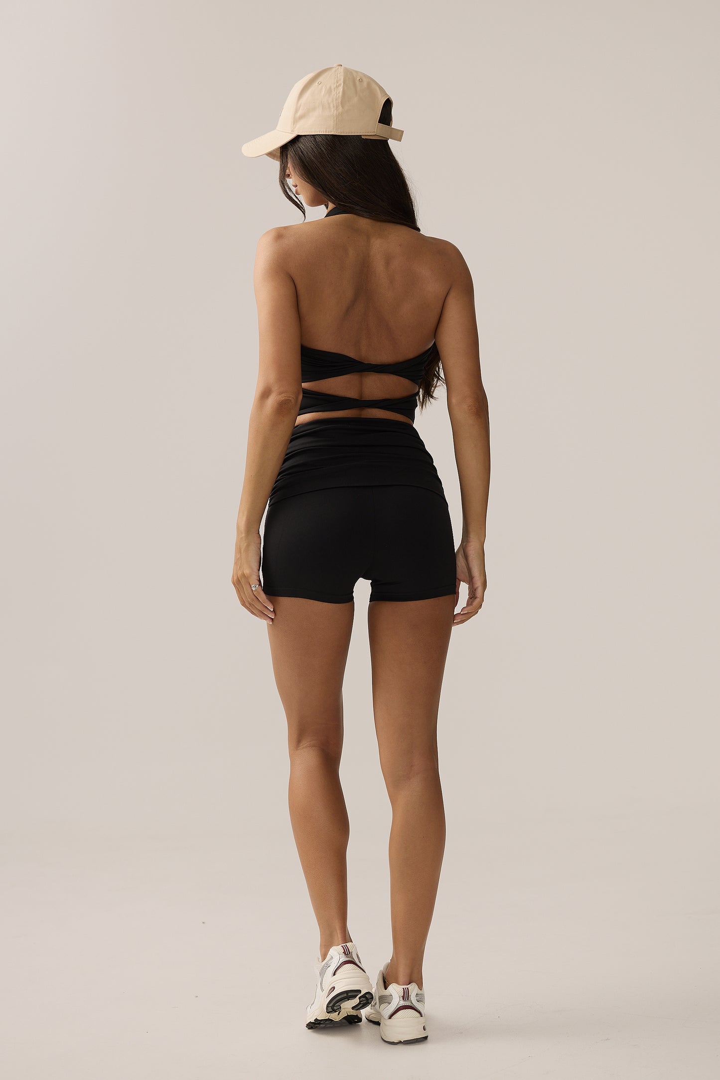 BELLE - BLACK