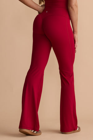 BUTTER INVISIBLE SCRUNCH FLARES