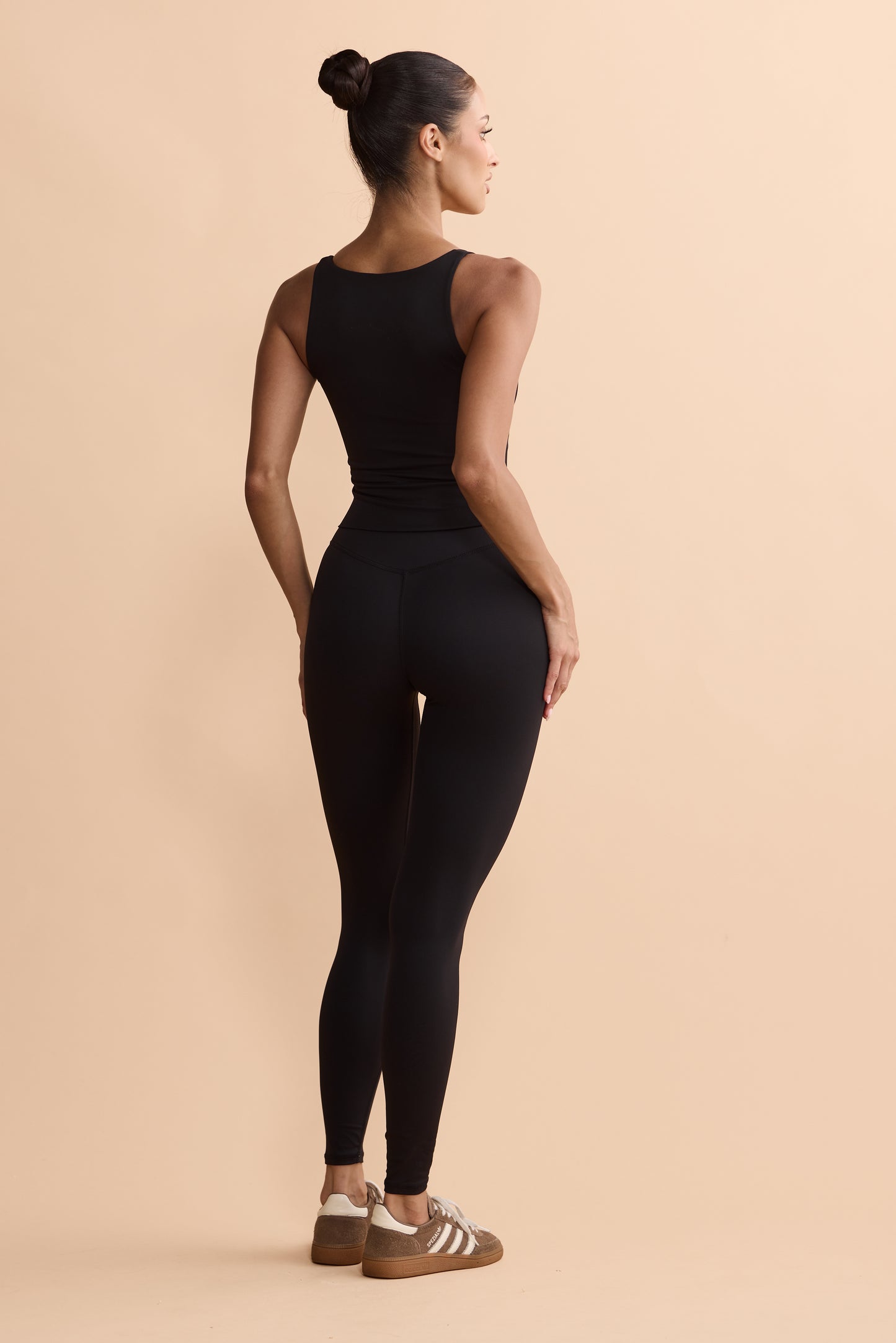 ARIA REVERSIBLE TANK - BLACK
